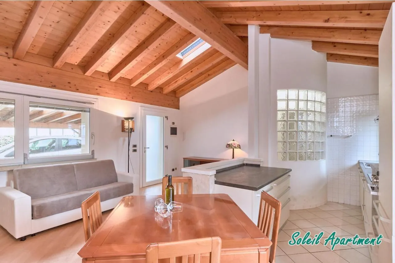 Casa Monique Apartments Desenzano del Garda
