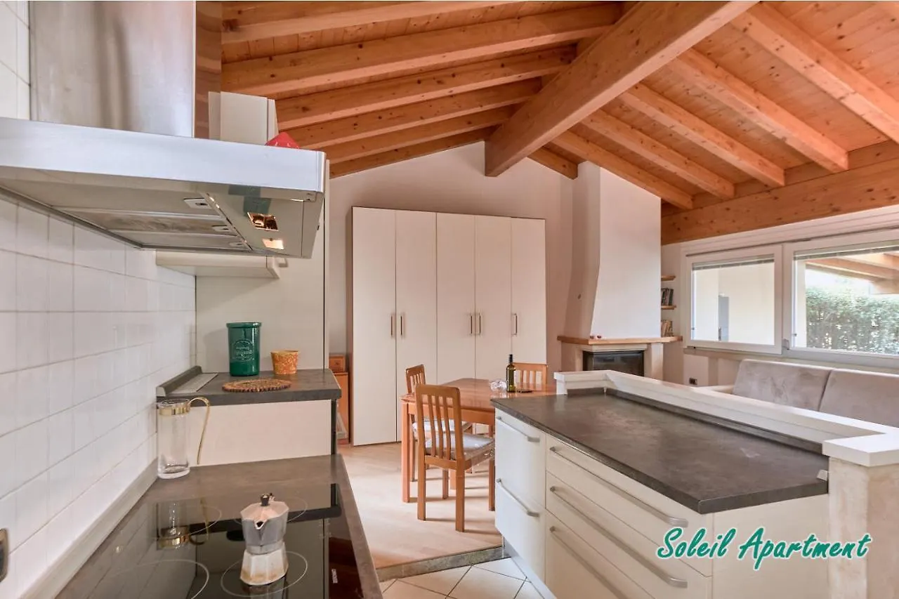 Casa Monique Apartments Desenzano del Garda 0*,  Italia