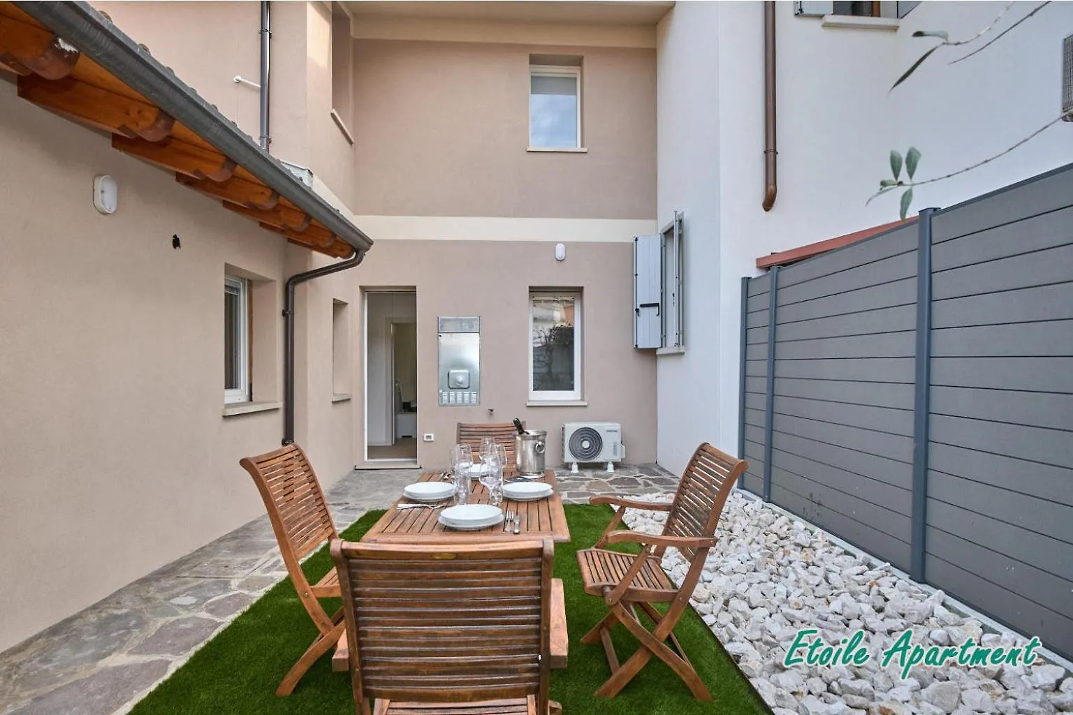 Casa Monique Apartments Desenzano del Garda